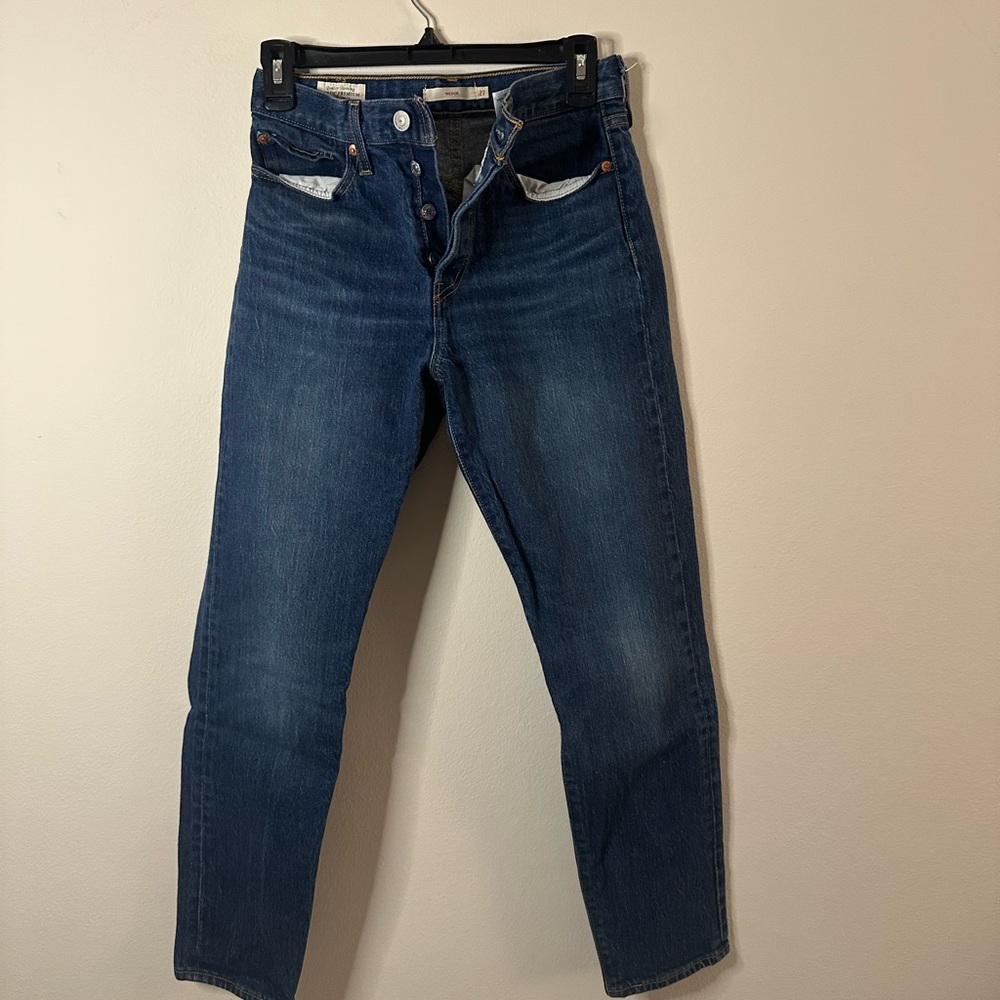 Ladies size 27 Levi Blue Jeans